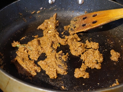 This is after the whole spices have been sauteed, the onion-ginger-garlic paste cooked down and the ground spices added to it all.