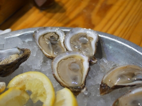 French Kiss from New Brunswick. Apparently a larger version of the Beausoleil oyster. Brinier still; also very good.