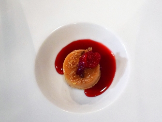 Piccolo: Foie gras mousse with cranberry jus, vanilla, and chestnuts