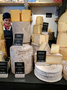 Neal's Yard Dairy, Covent Garden: Raw Cow's Milk Cheeses