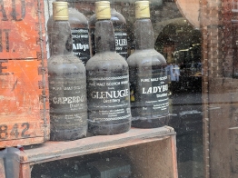 Cadenhead's Edinburgh: Old bottles