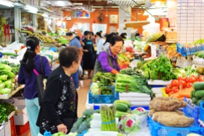 Sai Ying Pun Market, Vegetable shopping