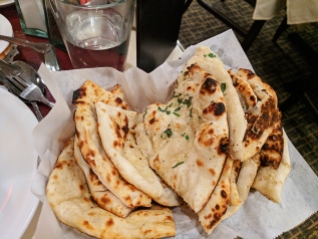 Darbar India Grill, Apple Valley, Naans