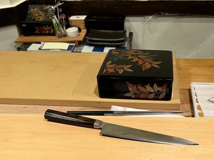 Sushi Takeda, Knife